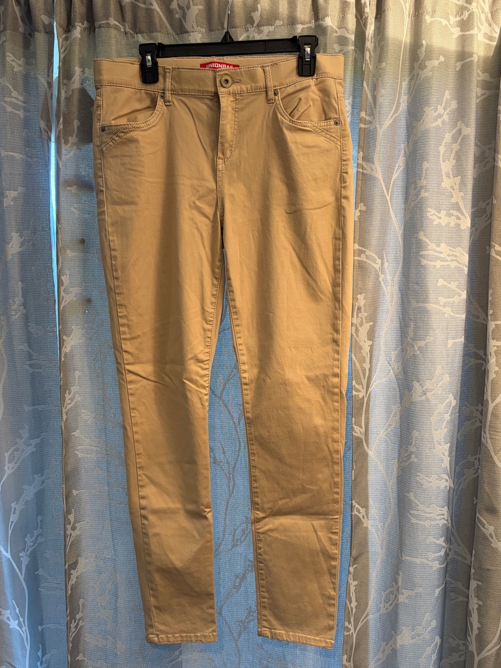 UNIONBAY Khaki Skinny Stretch Pants